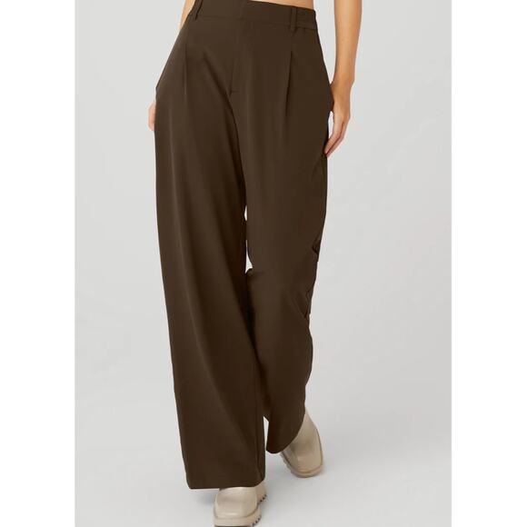NWOT Alo Yoga High-Waist Pursuit Trouser In Espresso Brown Size M - Picture 1 of 9